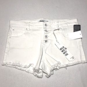 CELEBRITY PINK - 3” Optic White Shorts - 11/30